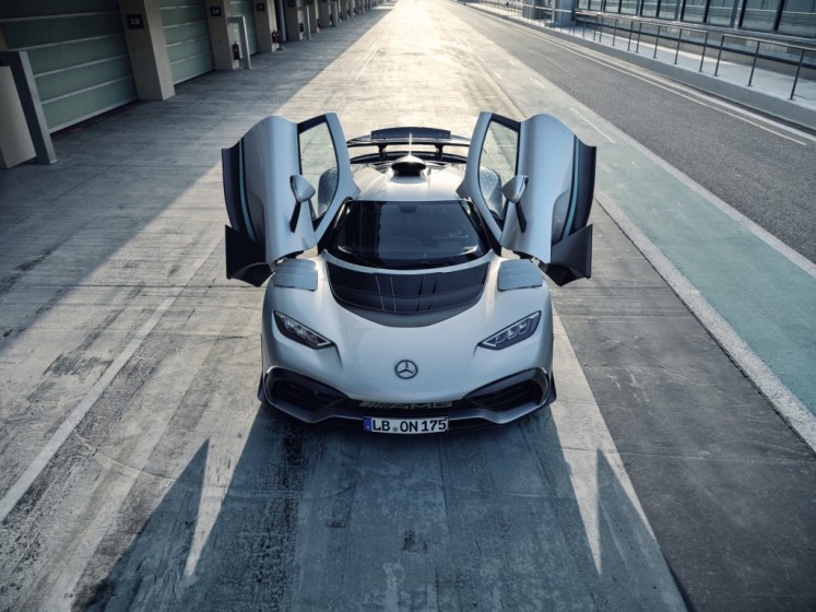 Mercedes-AMG ONE – Formula 1 na ceste